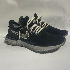 Nike Epic React Flyknit Custom Swoosh Not  Air Max Zoom React Yeezy